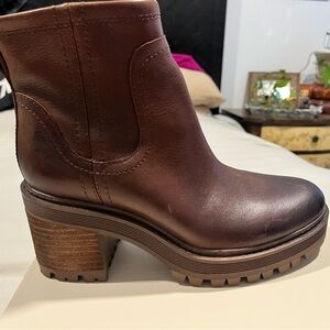 Zodiac Brown Combat Moto Boots with Rugged Sole